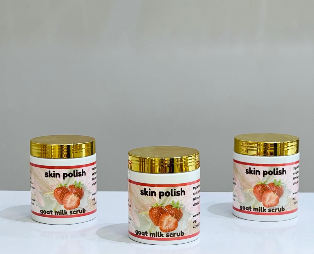 Skin polish fruity scrub